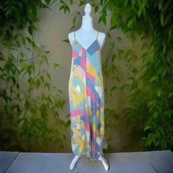 Multi Romper - Picture 1 of 3